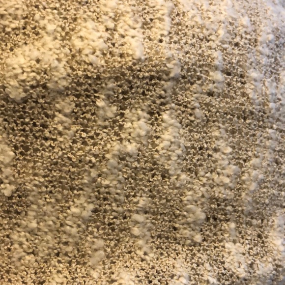 American Eagle short sleeve sweater - Picture 6 of 6